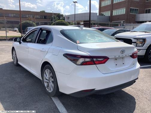 2021 Toyota Camry LE