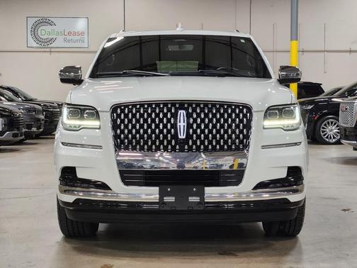 2022 Lincoln Navigator L Black Label