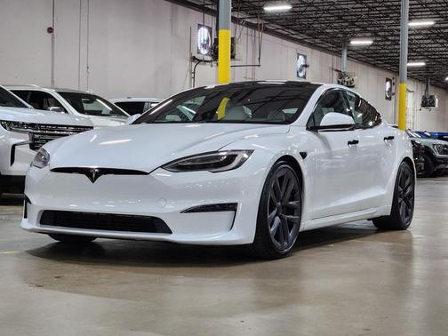 2022 Tesla Model S Plaid