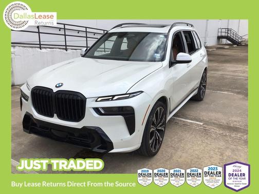 White 2023 BMW X7 xDrive40i