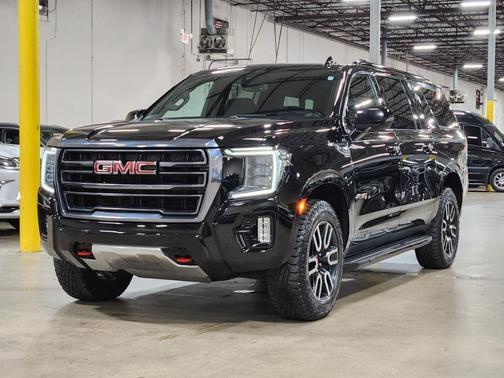 2022 GMC Yukon XL AT4