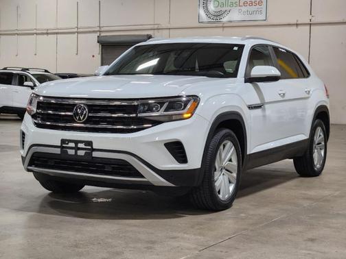 Pure White 2021 Volkswagen Atlas Cross Sport 3.6L V6 SE w/Technology