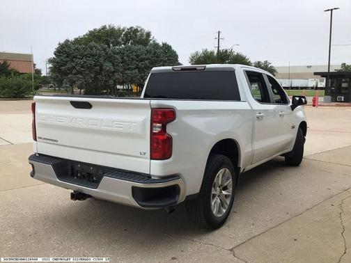 White 2021 Chevrolet Silverado 1500 LT