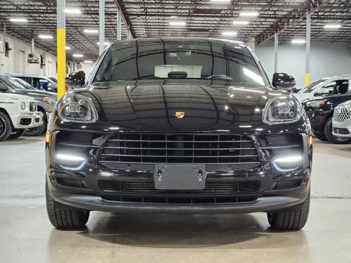 2021 Porsche Macan Base