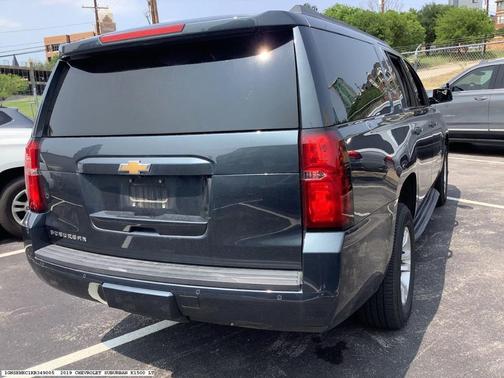 2019 Chevrolet Suburban LT