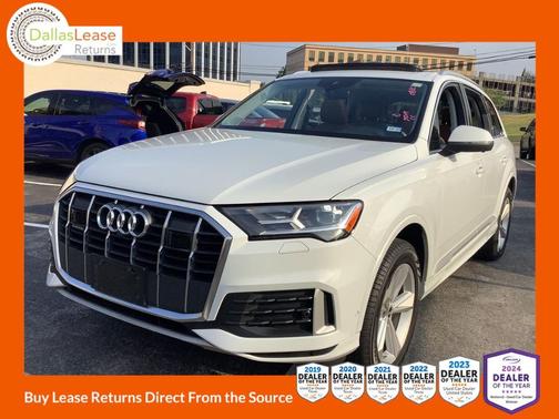 2022 Audi Q7 45 Premium Plus