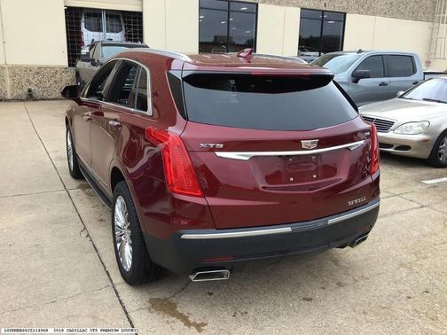 Red 2018 Cadillac XT5 Premium Luxury