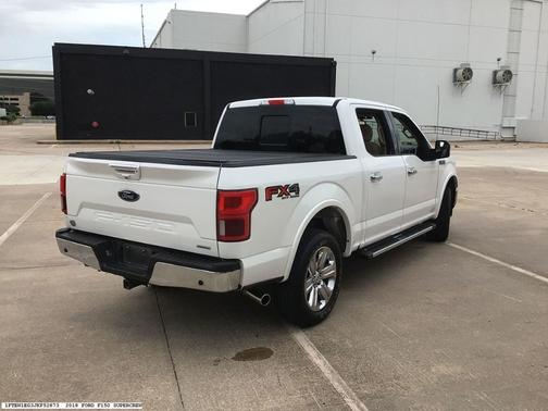 White Platinum Tri-Coat Metallic 2018 Ford F-150 Lariat