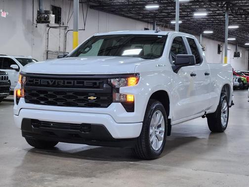 2022 Chevrolet Silverado 1500 Custom