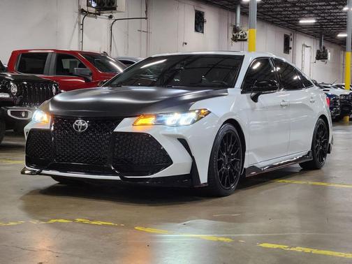 White 2020 Toyota Avalon TRD