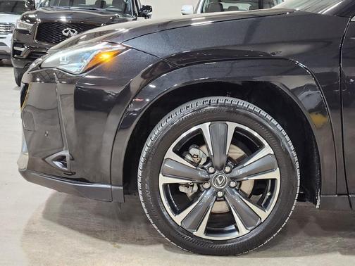2022 Lexus UX 200 