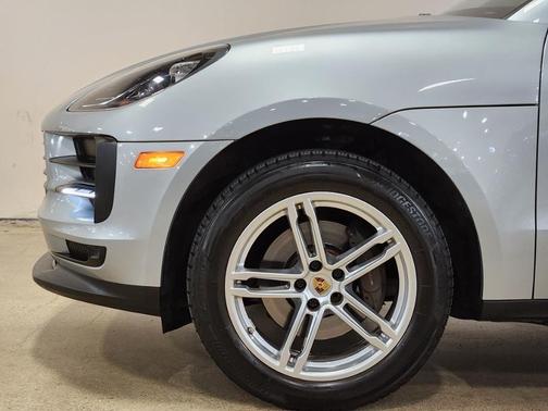 2019 Porsche Macan Base
