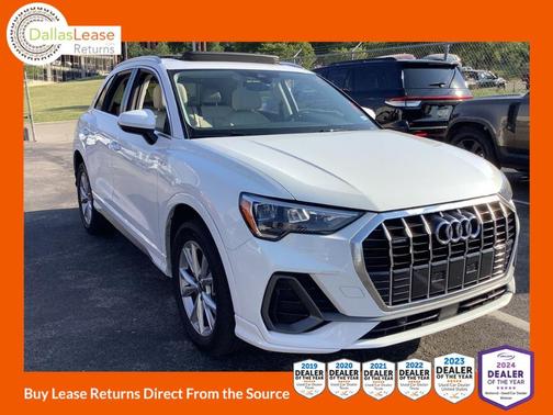 2021 Audi Q3 45 S line Premium