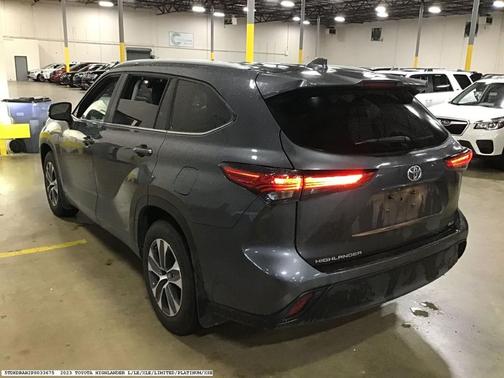 2023 Toyota Highlander XLE