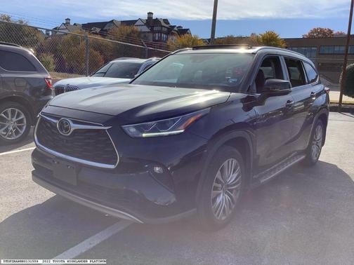 2022 Toyota Highlander Platinum