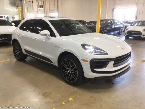 2022 Porsche Macan S