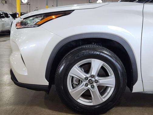 2020 Toyota Highlander L