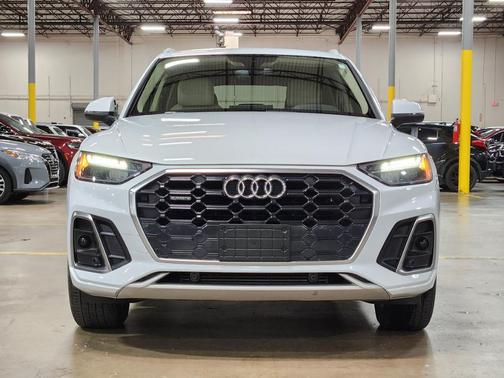 2022 Audi Q5 45 S line quattro Premium