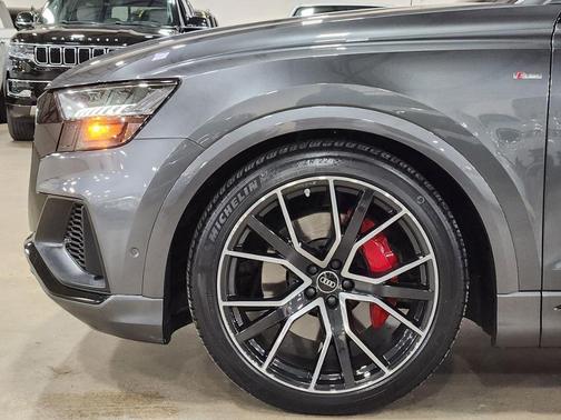 2022 Audi Q8 55 Prestige
