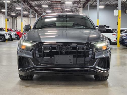 2022 Audi Q8 55 Prestige