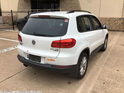 White 2015 Volkswagen Tiguan 4MOTION Auto SE