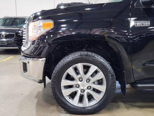 2017 Toyota Tundra Limited