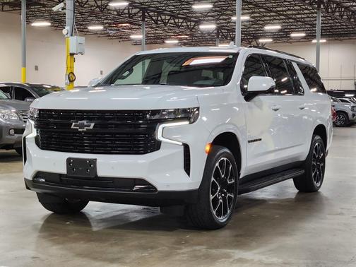 2023 Chevrolet Suburban RST