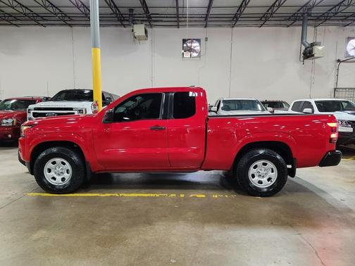 2022 Nissan Frontier S
