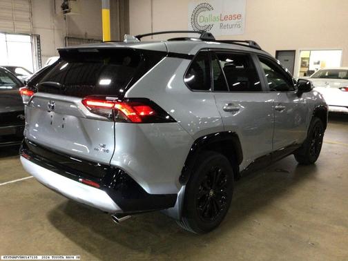 2024 Toyota RAV4 Hybrid SE