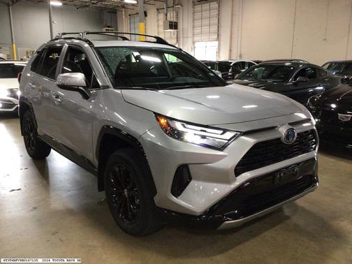 2024 Toyota RAV4 Hybrid SE