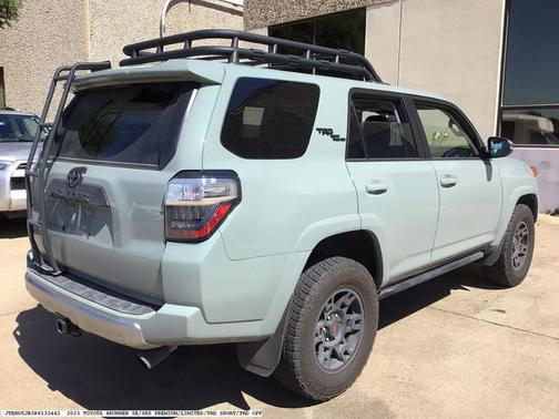 2023 Toyota 4Runner TRD Off Road Premium