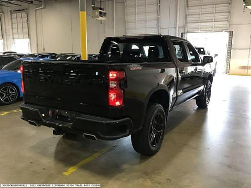 2022 Chevrolet Silverado 1500 Custom Trail Boss