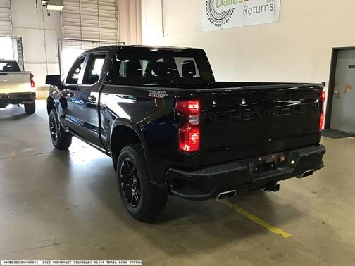 2022 Chevrolet Silverado 1500 Custom Trail Boss