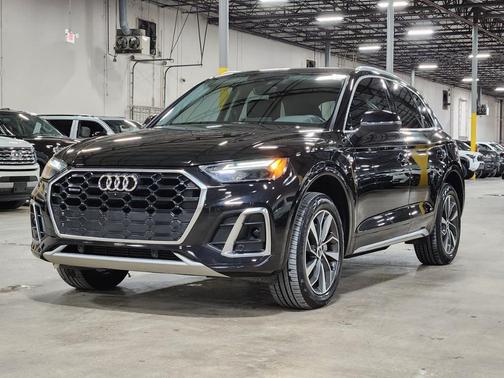 2022 Audi Q5 45 S line Premium Plus