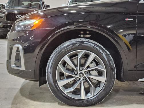 2022 Audi Q5 45 S line Premium Plus