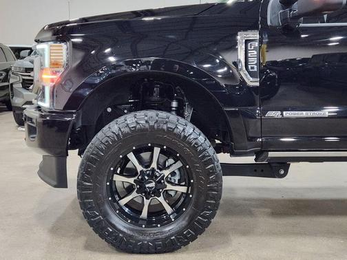 2022 Ford F-250 Platinum
