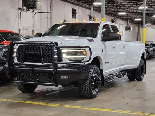 2021 RAM 3500 Laramie