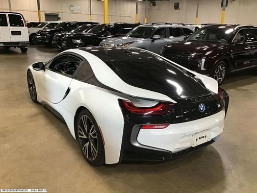 2014 BMW i8 Base