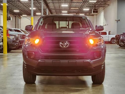 2022 Toyota Tacoma SR