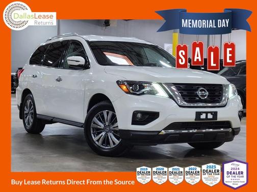 2020 Nissan Pathfinder SV