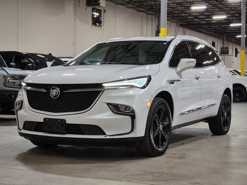 2024 Buick Enclave Essence