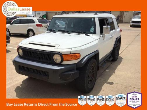 White 2011 Toyota FJ Cruiser Base
