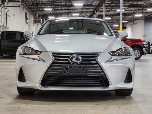 2018 Lexus IS 300 Base
