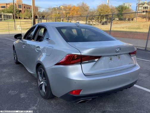 2018 Lexus IS 300 Base