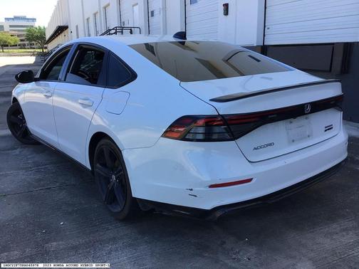 White 2023 Honda Accord Hybrid Sport-L
