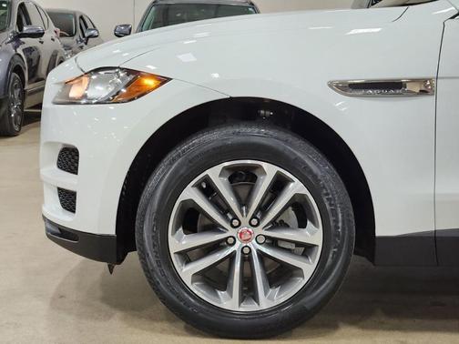 2020 Jaguar F-PACE 25t Premium