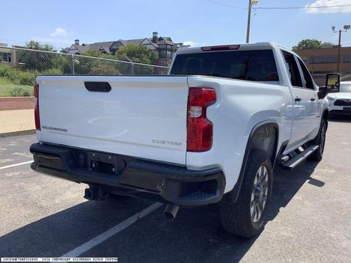 2024 Chevrolet Silverado 2500 Custom