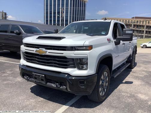 2024 Chevrolet Silverado 2500 Custom