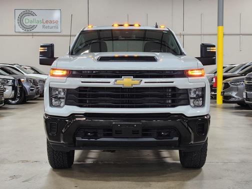 2024 Chevrolet Silverado 2500 Custom