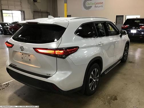 2022 Toyota Highlander XLE
